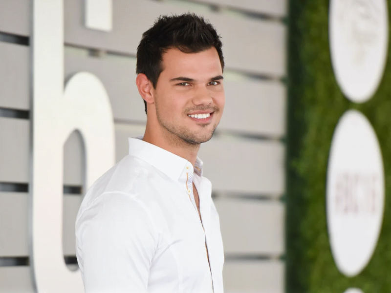 Taylor Lautner Workout Routine